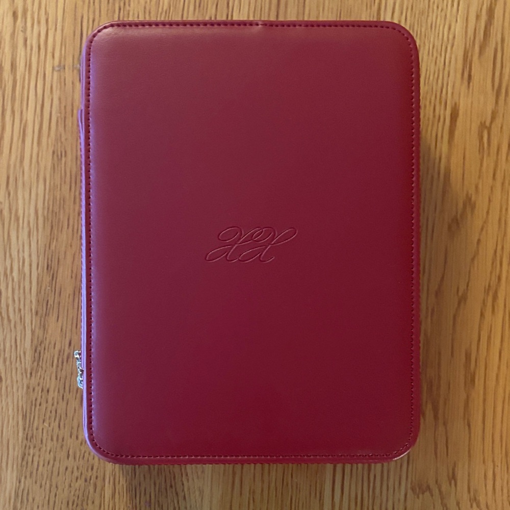 Lexxola Jet Setter in Cherry